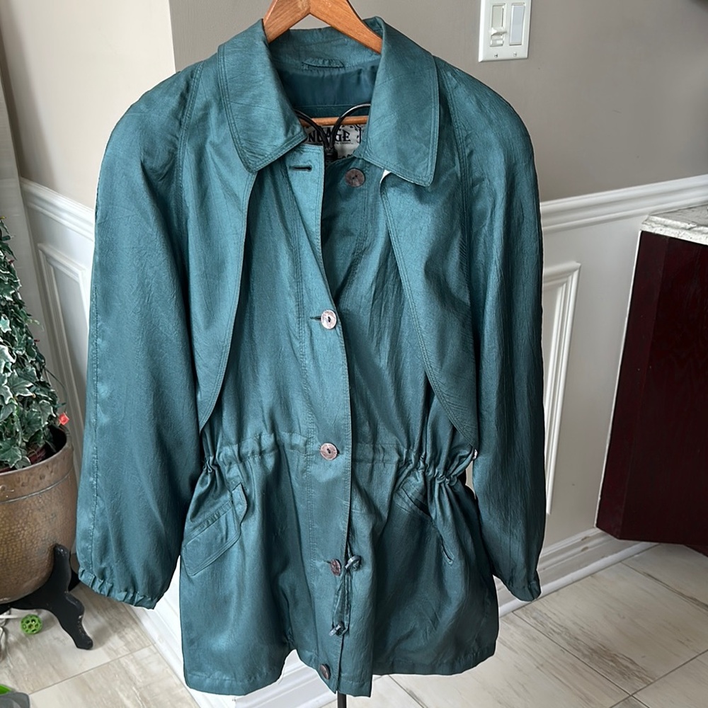 Green Trench Coat with Elastic Waist and Relaxed Fit